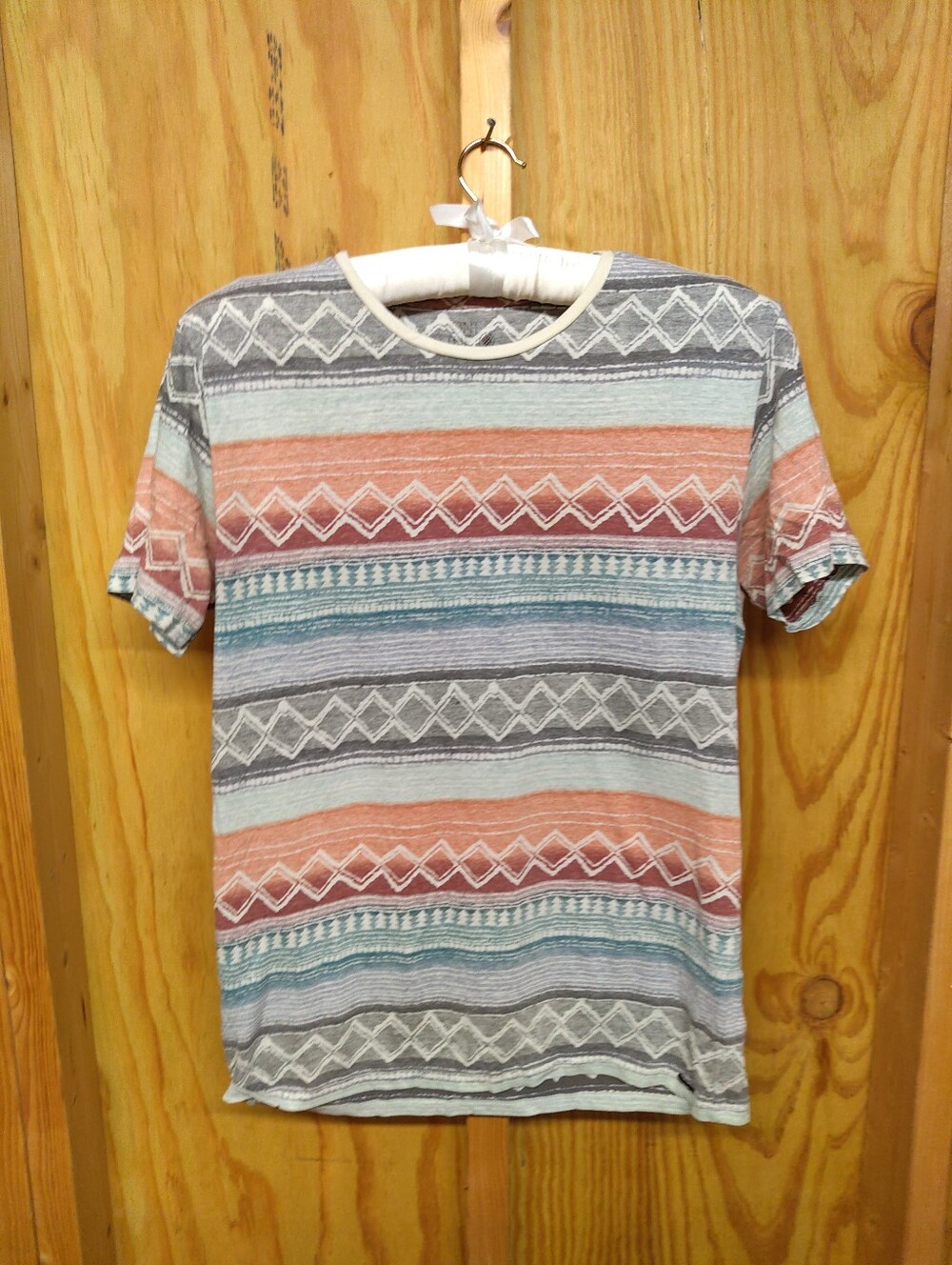 On The Byas Southwestern Geometric Tribal Stripe Crewneck T-Shirt Small